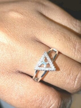 1.40 Ct Round cut Simulated Diamonds Split Shank Wedding Ring 925Sterling Silver